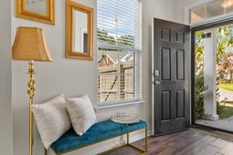 548 Pleasant Side Drive photo 4