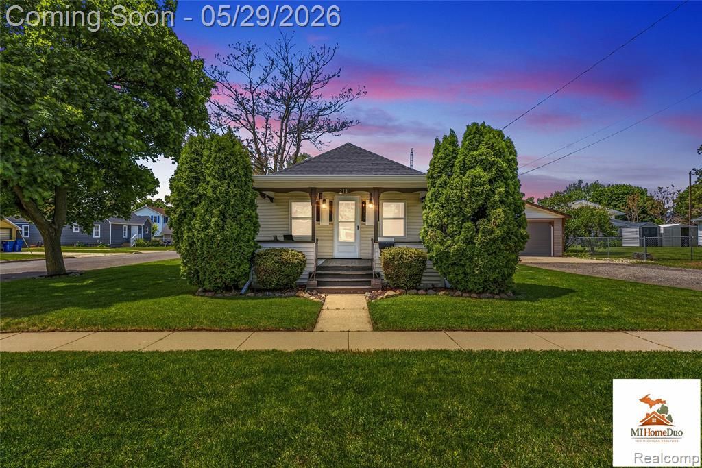 214 S Mcdonnell Street, Corunna, MI 48817 Main Photo