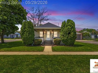 214 S McDonnell Street, Corunna, MI 48817