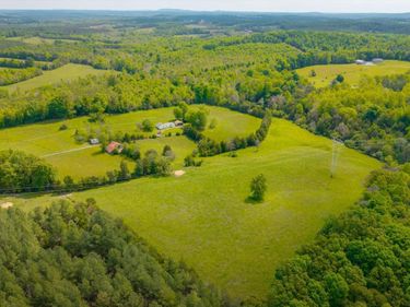 5328 White House Rd, Moneta, VA 24121