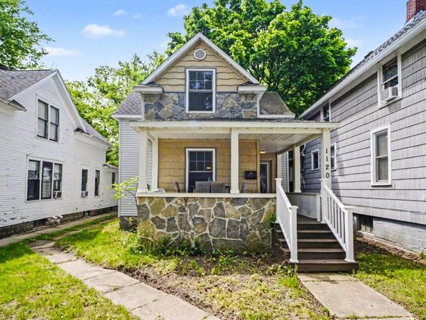 1120 Michigan Avenue, St. Joseph, MI 49085