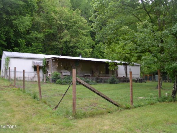 1557 Add Stafford Rd, Hilham, TN 38568
