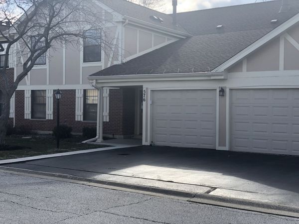 576 Greystone Lane , Unit C2, Wheeling, IL 60090