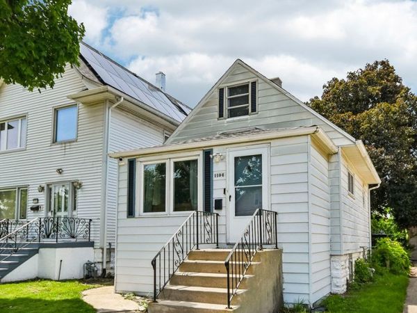 1104 N 12th Avenue , Melrose Park, IL 60160