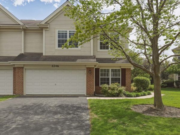 2246 Pembridge Drive , Lake In The Hills, IL 60156