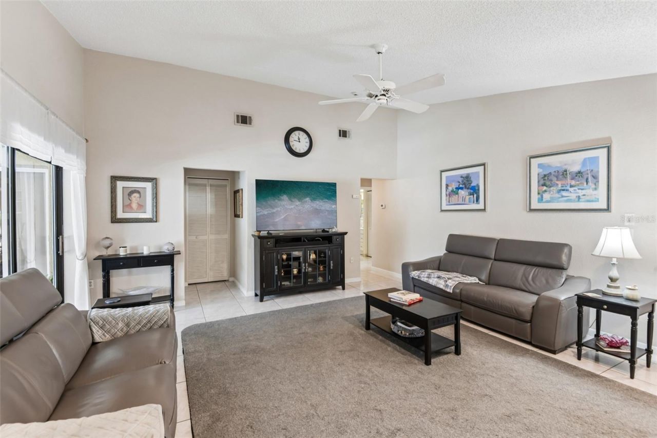 12596 93rd Way, Largo, FL 33773 Photo
