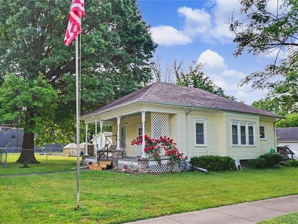 404 E Wilson Street, Ottawa, KS 66067