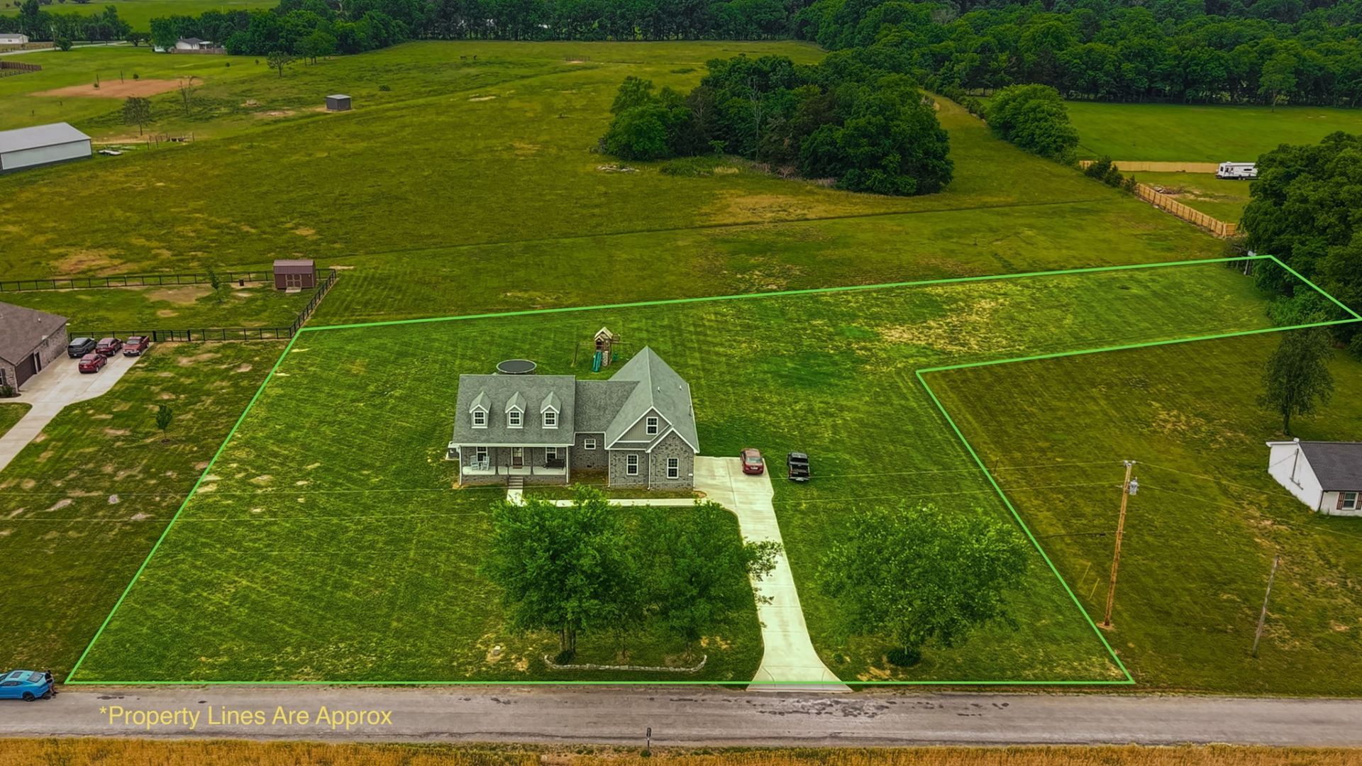 124 Barber Rd , Unionville, TN 37180 Main Photo