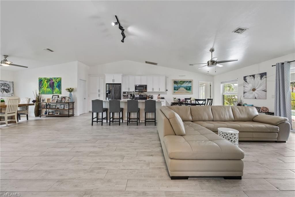 2017 SE 17th Pl , Cape Coral, FL 33990 Photo