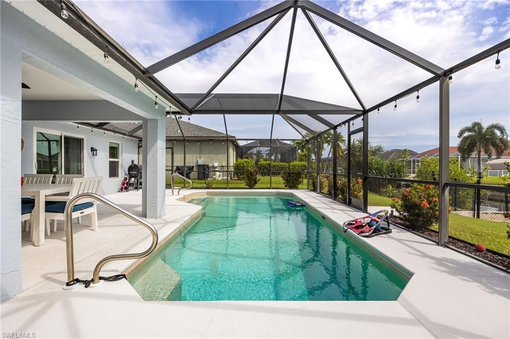 2017 SE 17th Pl , Cape Coral, FL 33990 Photo