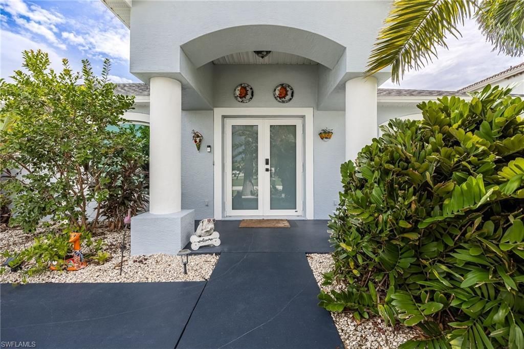 2017 SE 17th Pl, Cape Coral, FL 33990 Photo