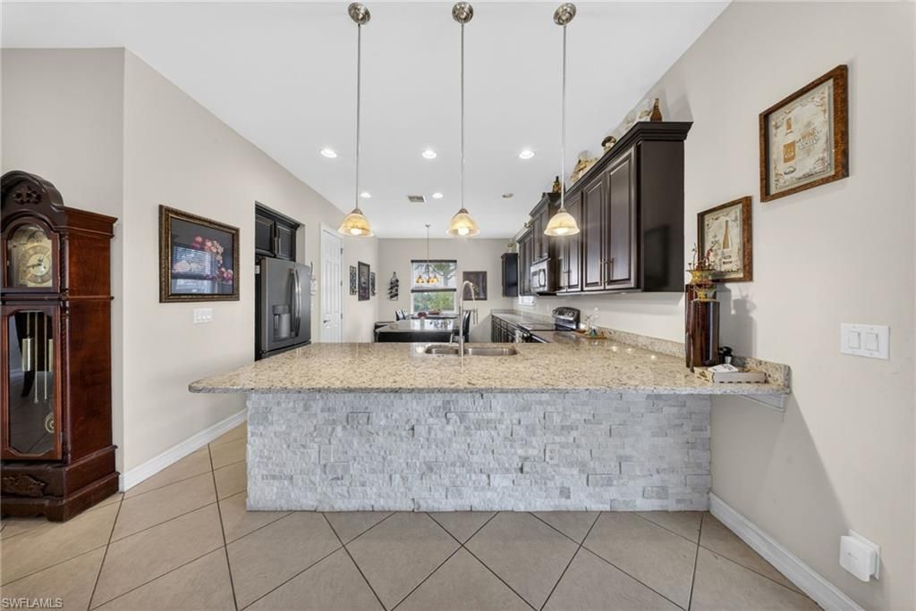 3330 Banyon Hollow Loop, North Fort Myers, FL 33903 Photo