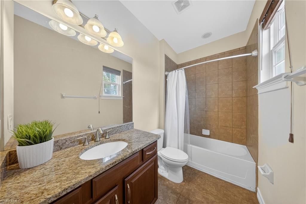 3330 Banyon Hollow Loop, North Fort Myers, FL 33903 Photo