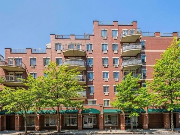 35-06 Leavitt Street , Unit 6C, Flushing, NY 11354