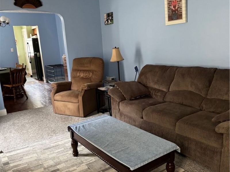 421 Celtic Street, Akron, OH 44314 Photo 6