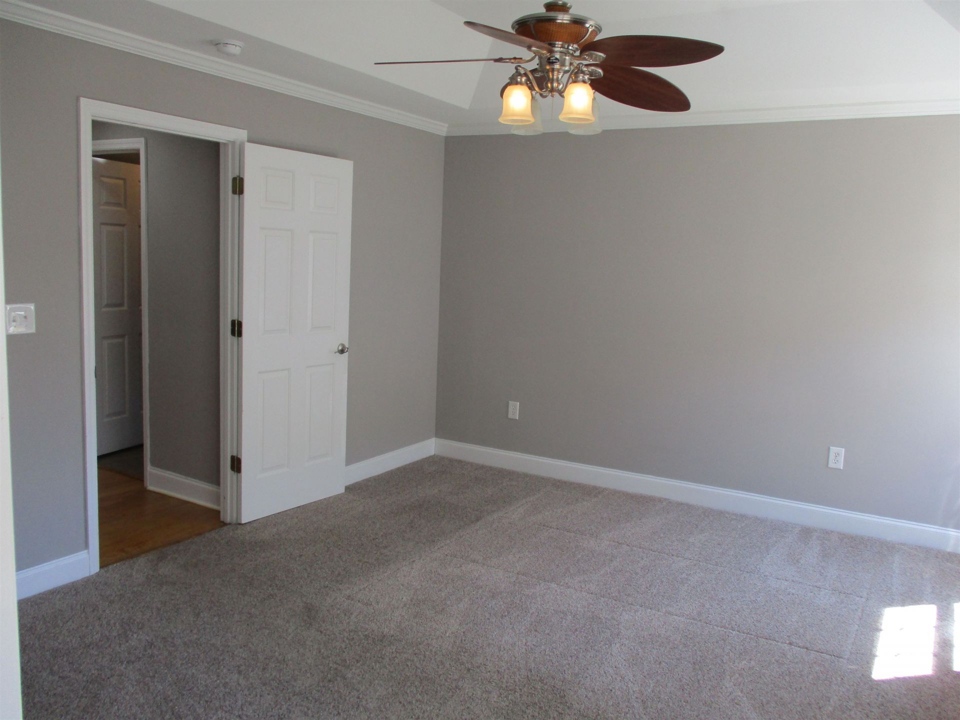 2808 Blue Belle Ln. Photo 14