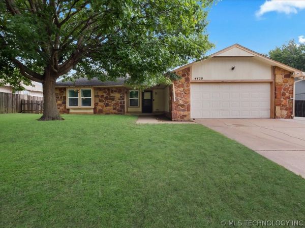 4420 W Quincy Street East , Broken Arrow, OK 74012