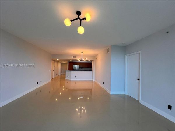 14951 Royal Oaks Ln , Unit 401, North Miami, FL 33181