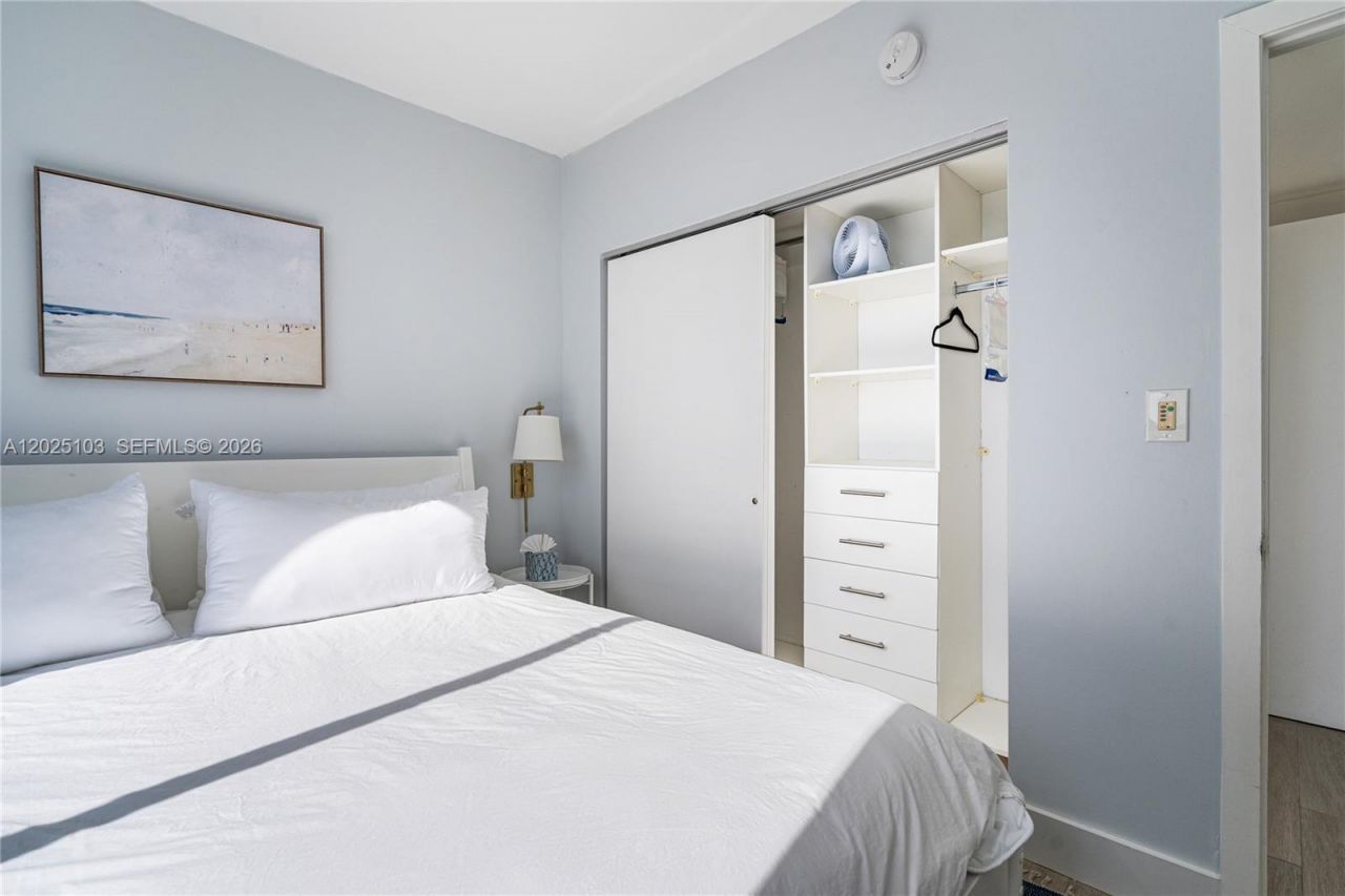 1330 West Ave, Unit 2107, Miami Beach, FL 33139 Photo