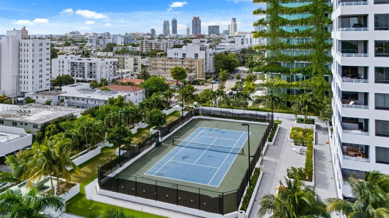 1330 West Ave, Unit 2107, Miami Beach, FL 33139 Photo