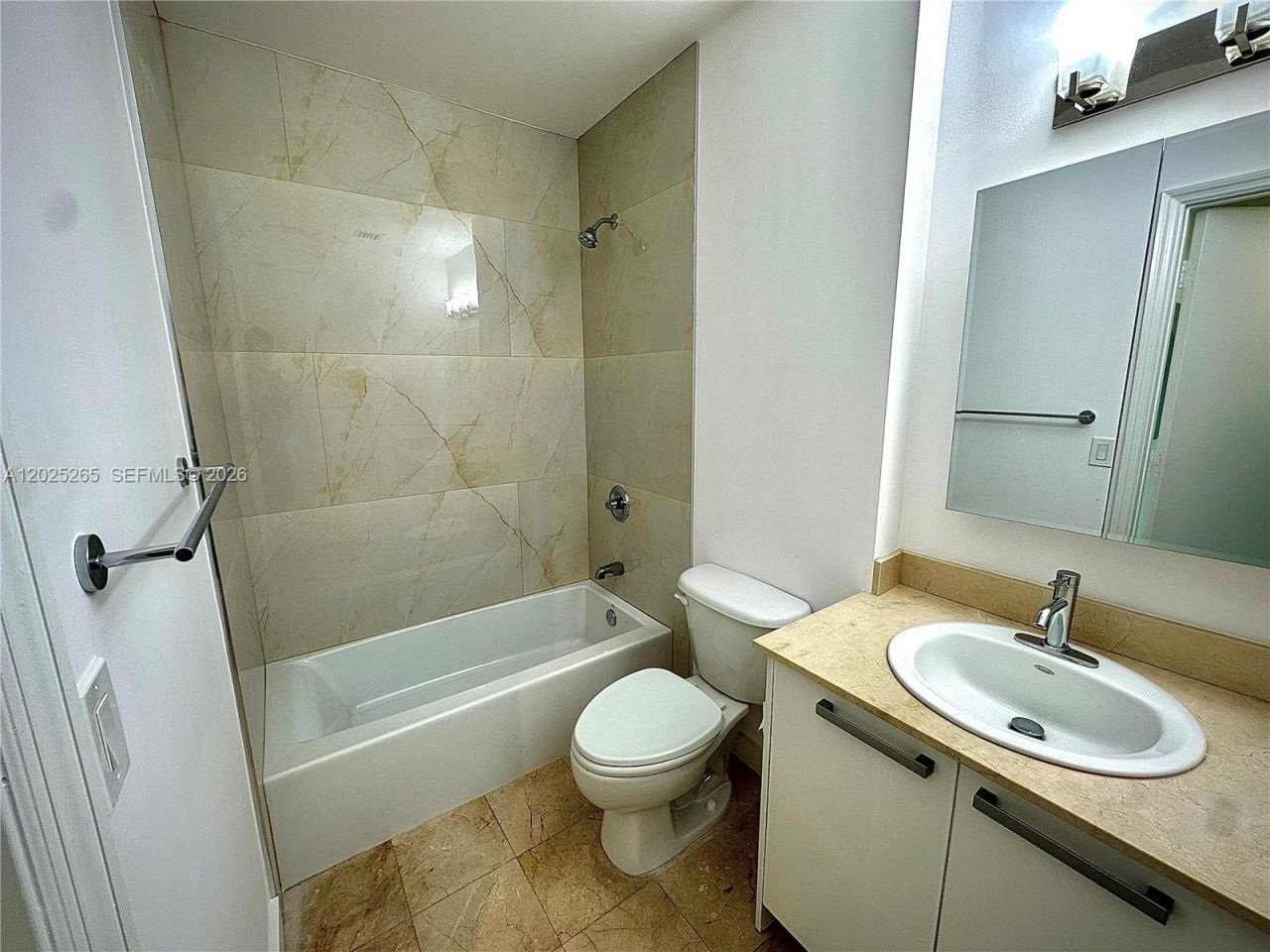 2525 SW 3rd Ave , Unit 705, Miami, FL 33129 Photo