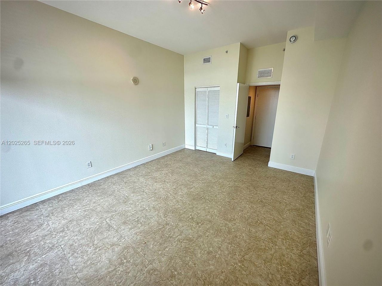 2525 SW 3rd Ave , Unit 705, Miami, FL 33129 Photo