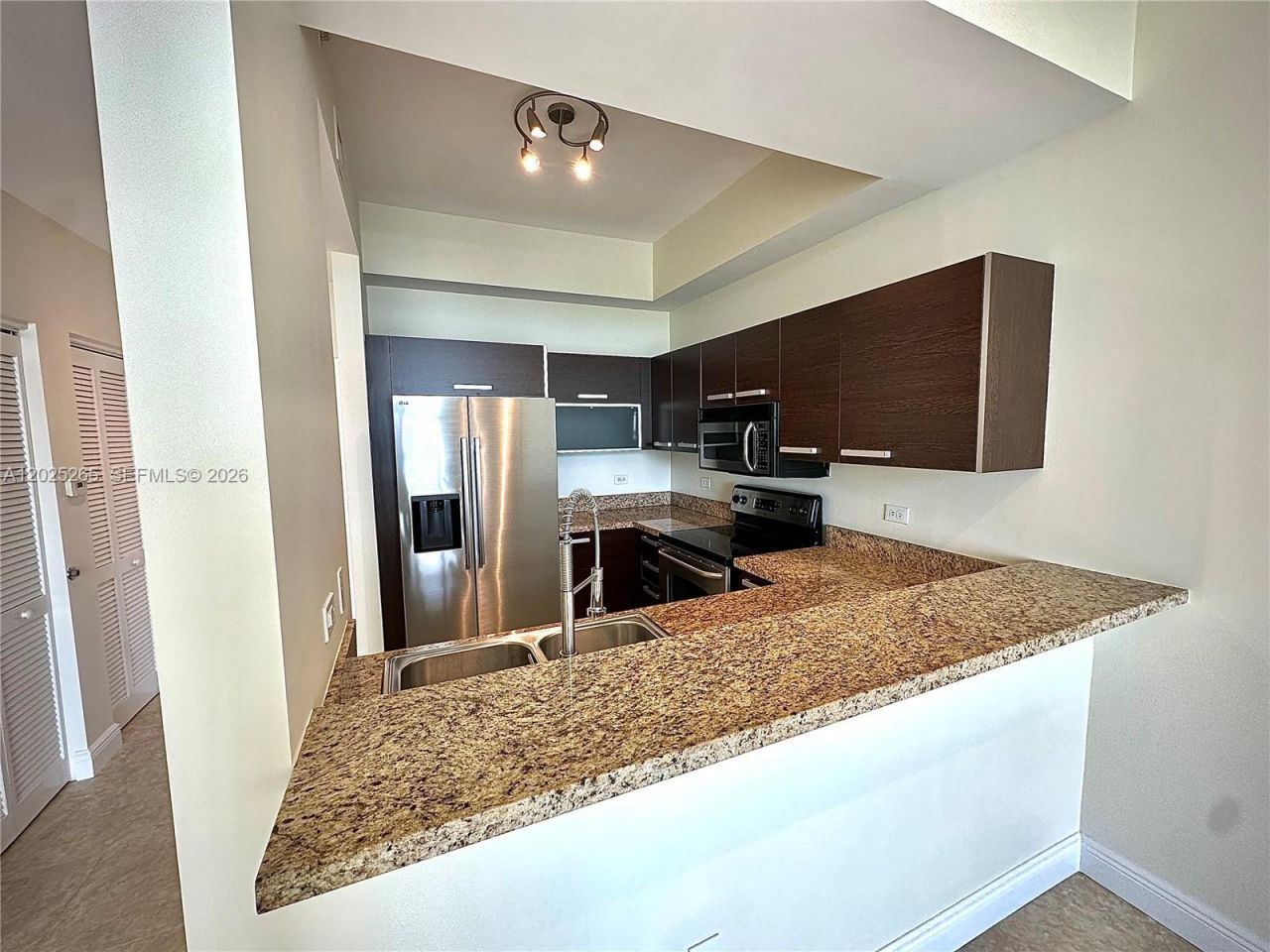2525 SW 3rd Ave , Unit 705, Miami, FL 33129 Photo