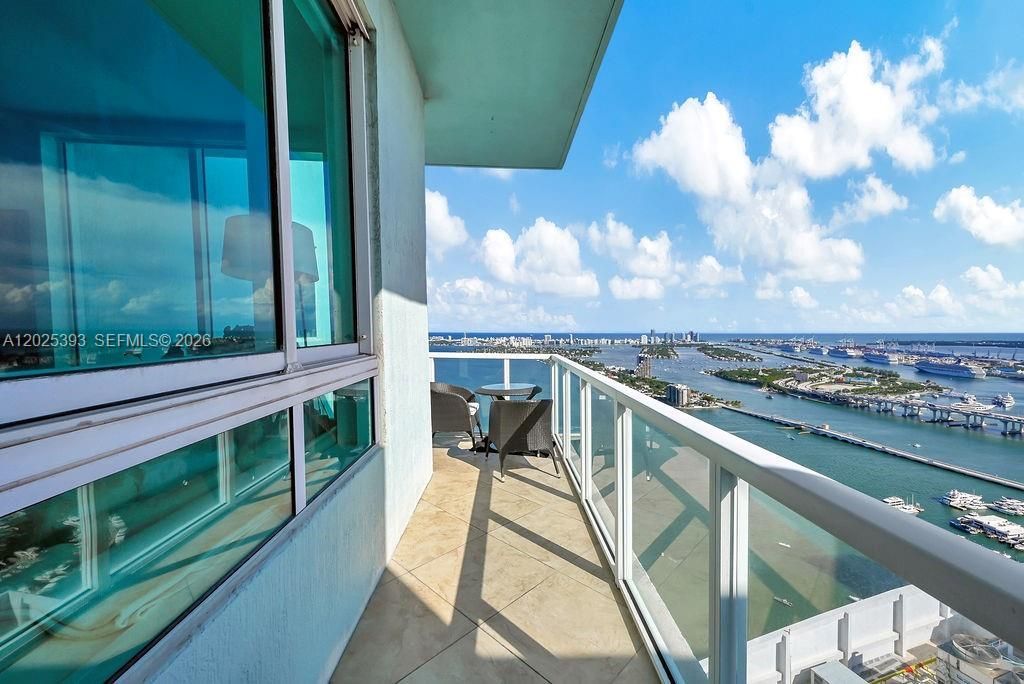 1900 N Bayshore Dr , Unit 5103, Miami, FL 33132 Photo