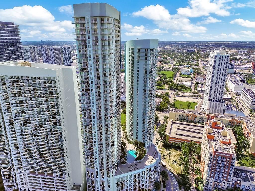 1900 N Bayshore Dr , Unit 5103, Miami, FL 33132 Photo
