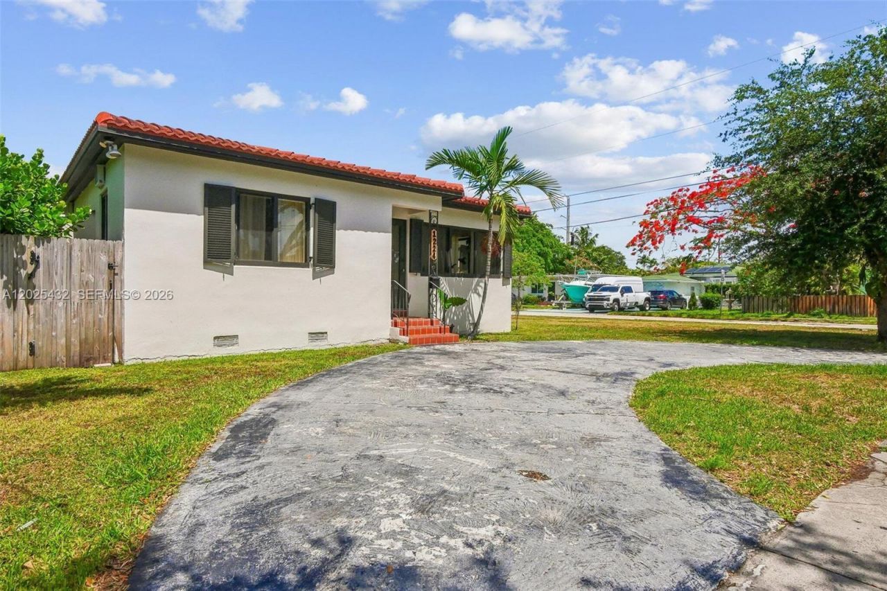 1224 N 26th Ave, Hollywood, FL 33020 Photo
