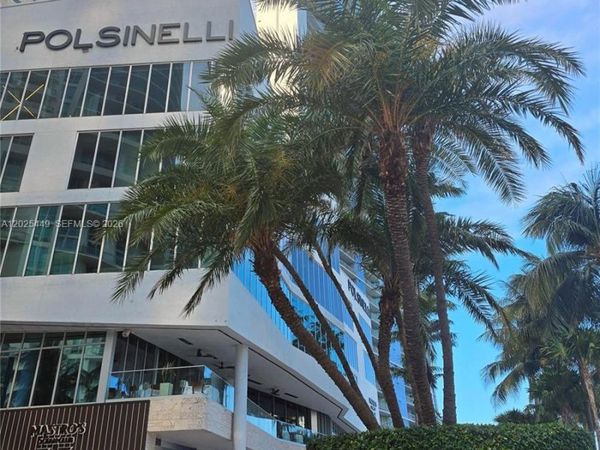 325 S Biscayne Blvd , Unit 1822, Miami, FL 33131