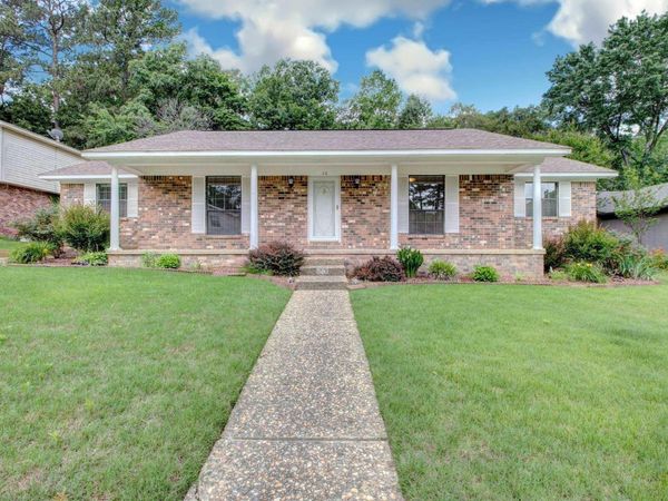 20 Fox Run Drive , Little Rock, AR 72210
