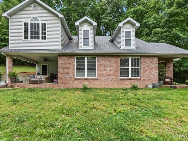 227 Knollwood Drive , Jackson, MO 63755