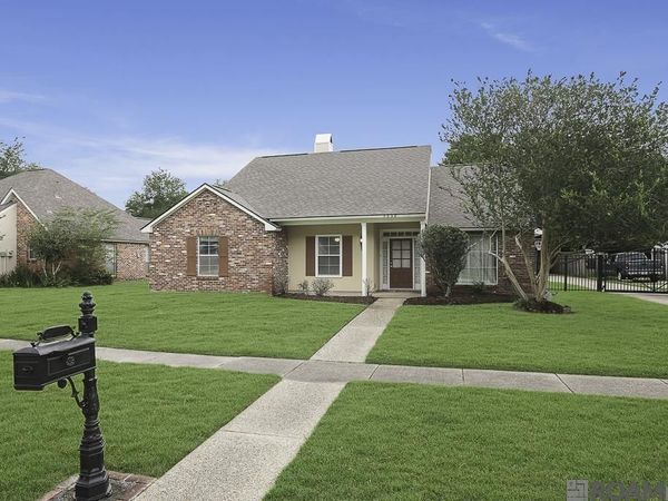 5232 River Meadow Dr, Baton Rouge, LA 70820