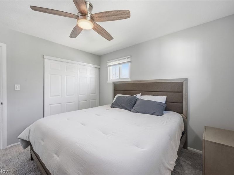 5882 Middlebrook Boulevard, Brook Park, OH 44142 Photo 13