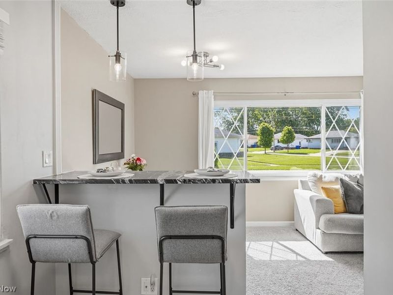 5882 Middlebrook Boulevard, Brook Park, OH 44142 Photo 7