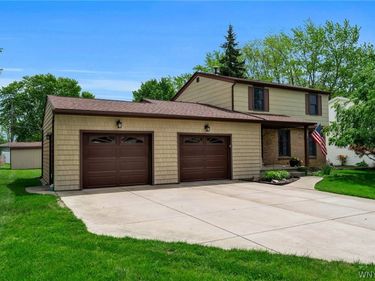 37 Villa Maria Road, West Seneca, NY 14224