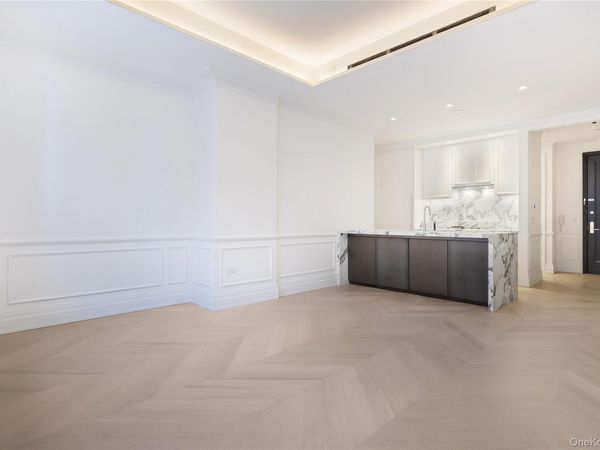 108 Leonard Street , Unit 12R, New York (Manhattan), NY 10013