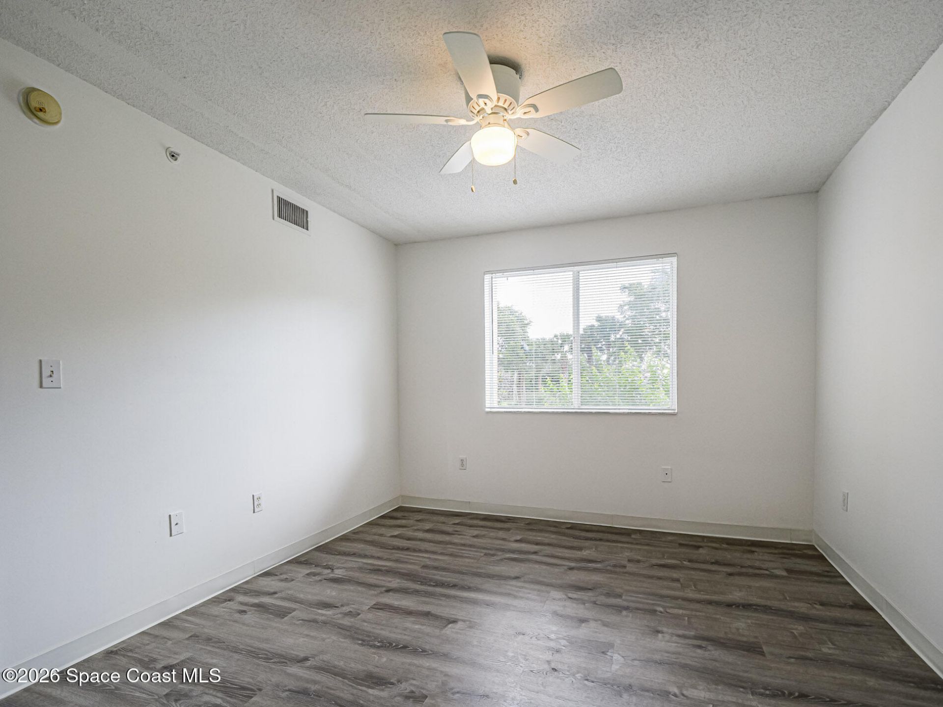 1670 N 42nd Circle , Unit 203, Vero Beach, FL 32967 Photo