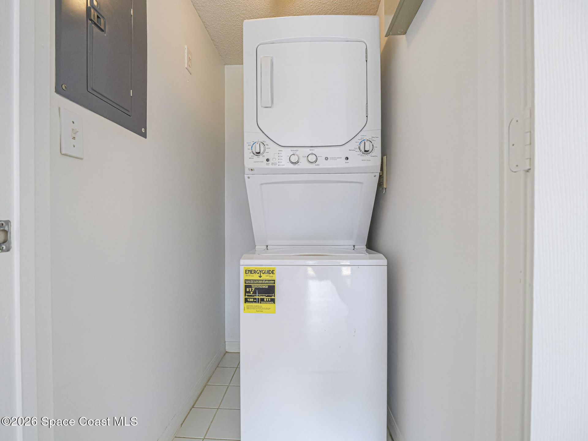 1670 N 42nd Circle , Unit 203, Vero Beach, FL 32967 Photo