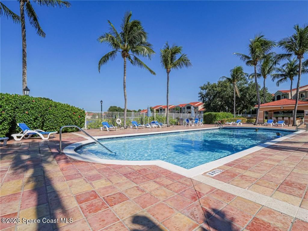 1670 N 42nd Circle , Unit 203, Vero Beach, FL 32967 Photo
