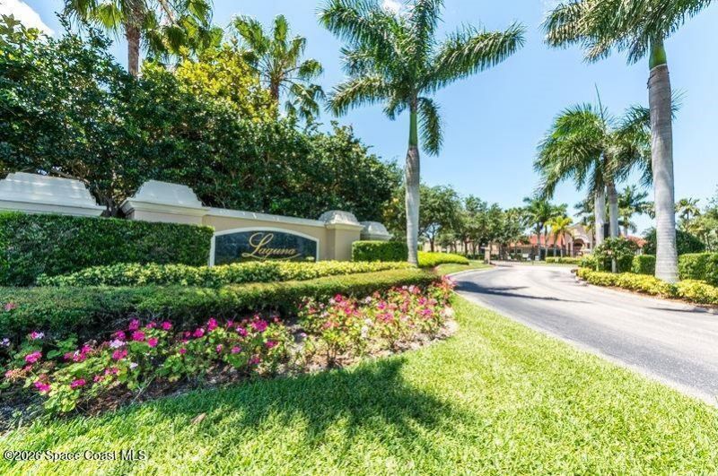 1670 N 42nd Circle , Unit 203, Vero Beach, FL 32967 Photo