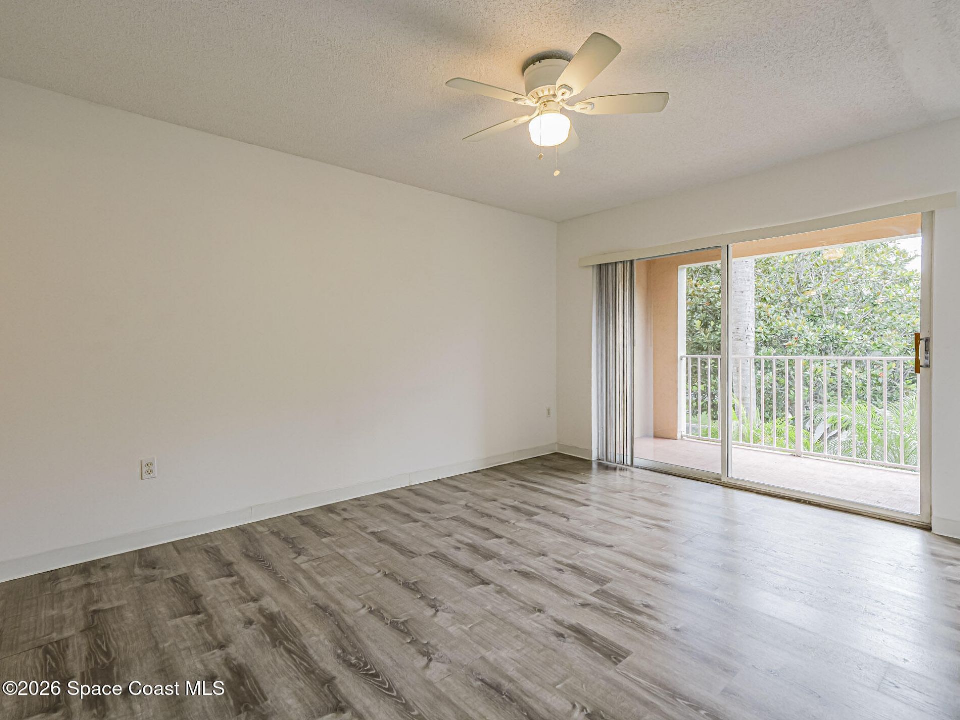1670 N 42nd Circle , Unit 203, Vero Beach, FL 32967 Photo