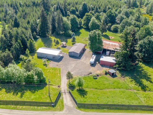 7601 Fire Hall Rd, Grand Ronde, OR 97347