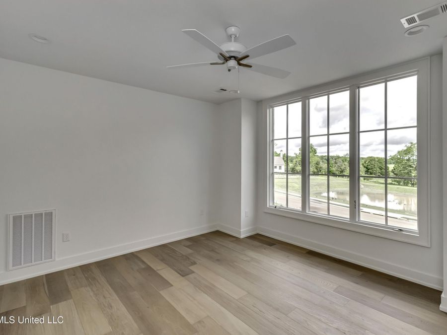 Property Image 64
