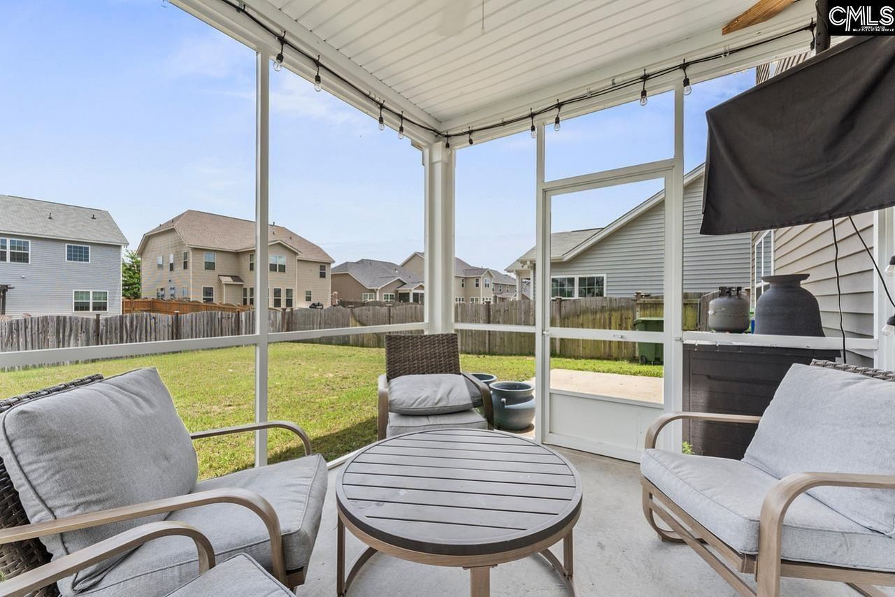 823 Queenshire Lane  Photo 20