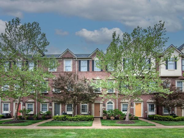 45587 N Stonewood Road, Canton, MI 48187