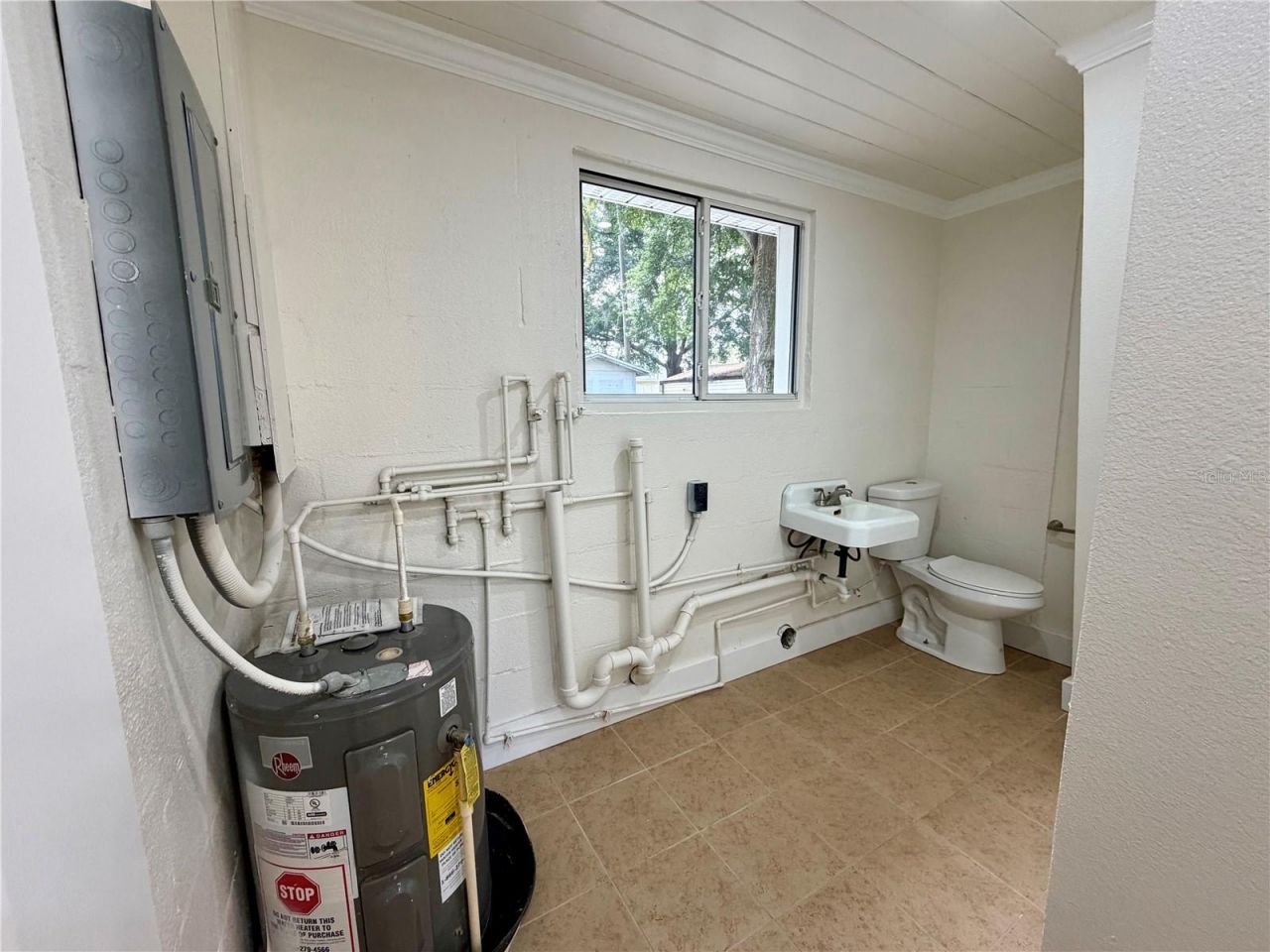 301 S Seminole Avenue , Minneola, FL 34715 Photo