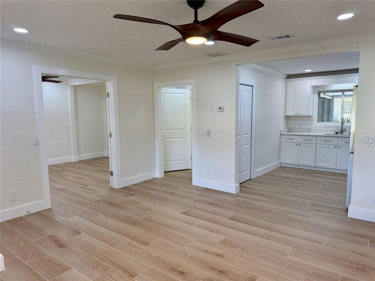 301 S Seminole Avenue , Minneola, FL 34715 Photo
