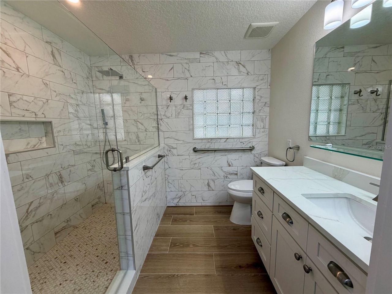 301 S Seminole Avenue , Minneola, FL 34715 Photo